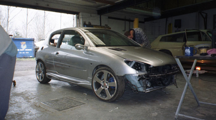 Vehicle paint and bodywork by Avon Custom